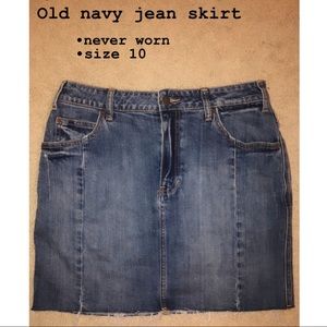 Old navy jean skirt NEVER WORN